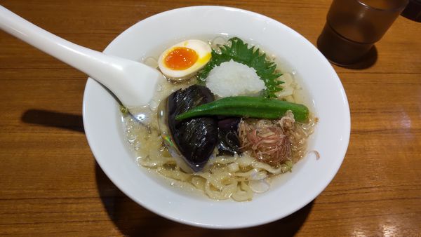 「夏野菜のみぞれ冷やしそば」@寿製麺よしかわ 川越店の写真