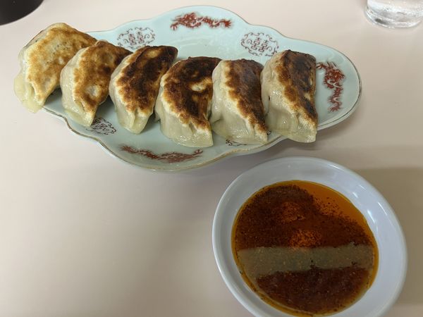 「手もみらー麺（600円）、餃子（400円）」@御食事処 鈴屋の写真