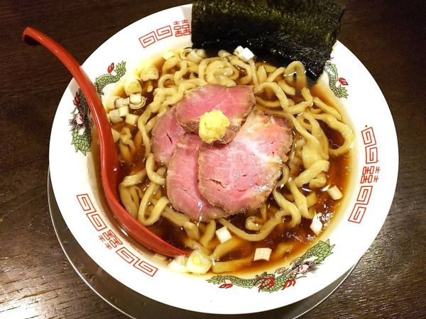 「白湯に見えない白湯そば」@立ち呑み居酒屋 金町製麺の写真