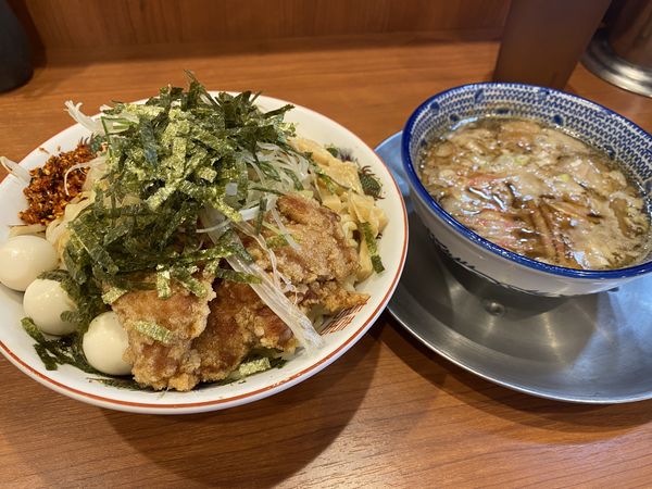 「特製坂戸つけ麺並+本日のミニ丼 1130+200」@びんびん豚 坂戸店の写真