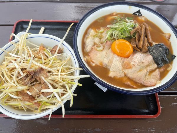 「特製中華そば麺大盛り＋ネギ飯」@手打ち中華 玉 アクアシティお台場店の写真