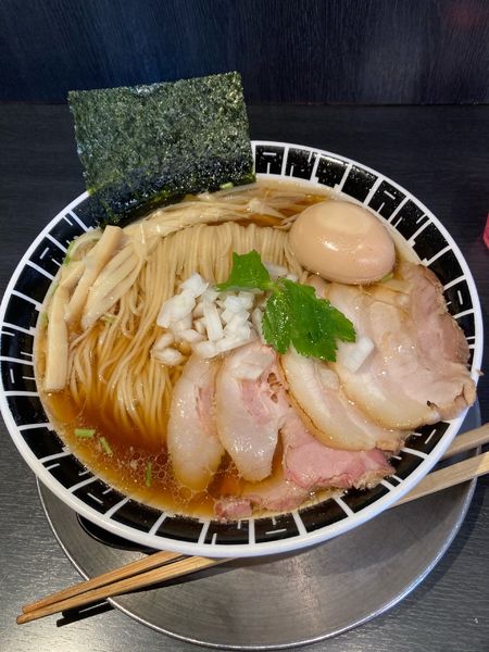 「特製中華そば」@つけ麺 中華そば アンタイNOODLESの写真