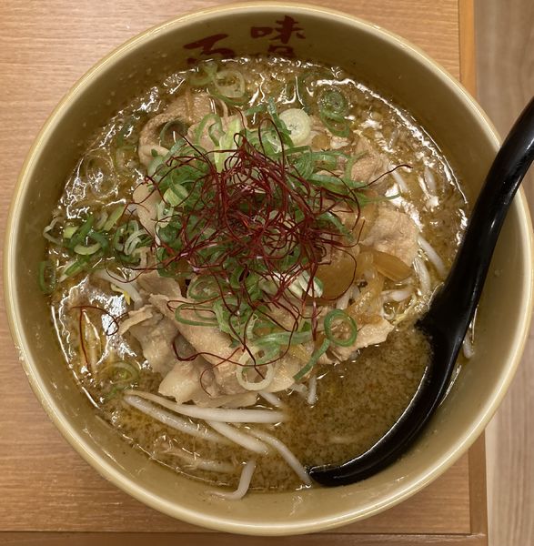 「みそらーめん＋ライス(880円+150円)」@味噌ラーメン 百庵 西新宿店の写真