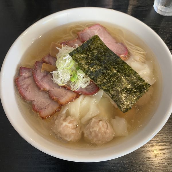 「チャーシューワンタン麺　塩　大盛　¥1,300」@支那ソバ 小むろの写真