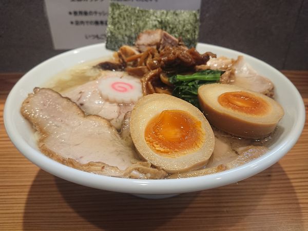 「しおチャーシューメン＋味玉」@オランダ軒の写真