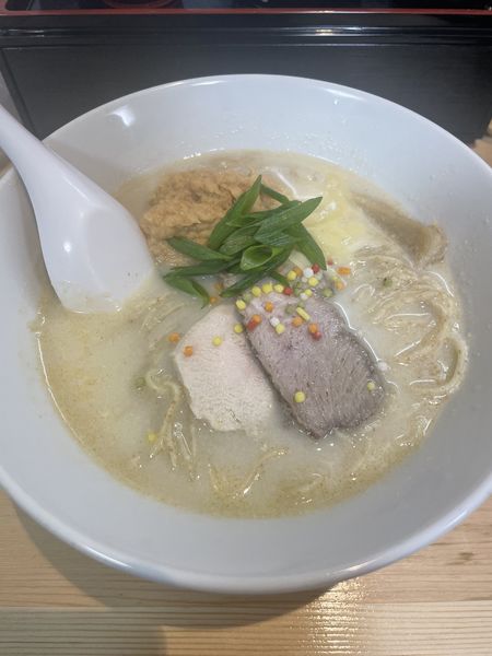 「豆乳仕立ての鮭ラーメン」@麺処 蒼の写真