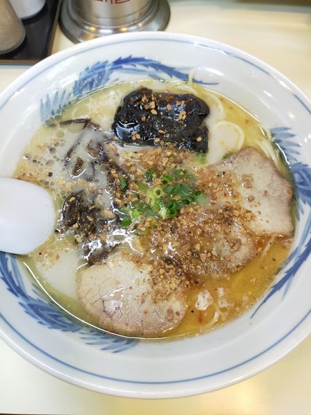 「ラーメン」@熊本ラーメン こむらさき 上通中央店の写真