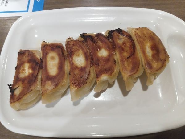 「焼餃子285円(クーポンで半額136円)」@バーミヤン 柏呼塚店の写真