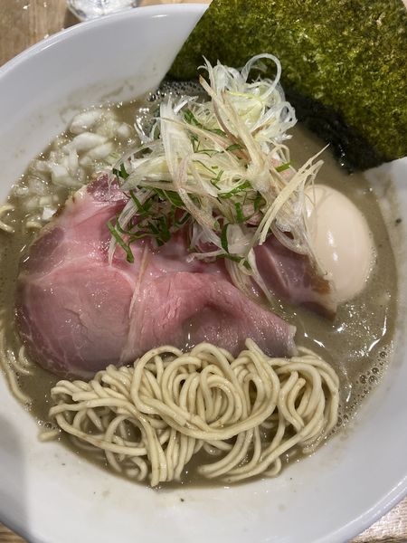 「限定 味玉白湯煮干そば 1100」@中華ソバ ビリケンの写真