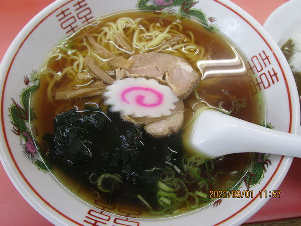 「ラーメン 580円（半カレーとセット）」@宝来の写真