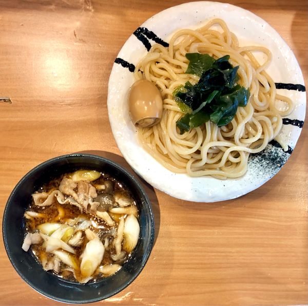 「★＜水曜日特別営業＞極太麺の肉出汁つけ麺🍜¥1,050」@麺処 ほん田 東十条店の写真