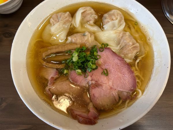 「塩ワンタン麺」@中華そば さわの写真