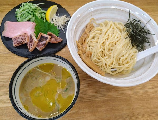 「【限定】烏賊肝つけそば ￥1000」@中華そば きなりの写真