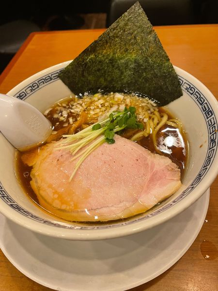 「醤油ラーメン太」@稲荷屋の写真