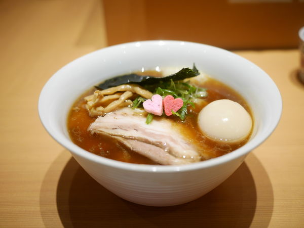 「特製醤油らぁ麺」@らぁ麺 恋泥棒の写真