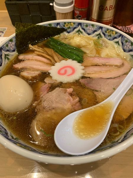 「ワンタンチャーシュー麺(味玉)」@白河手打中華そば 大志 ヱビスヤいわき分店の写真