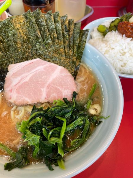 「ラーメン 並 海苔」@横浜ラーメン 武蔵家 三鷹店の写真