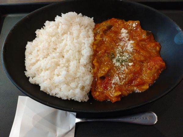 「（店舗限定？）冷やし洋野菜カレー　５９０円」@マイカリー食堂 赤坂店の写真