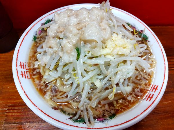 「ラーメン、ヤサイ、アブラ」@ザ・ラーメンスモールアックスの写真