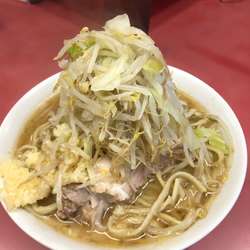 ラーメン小　野菜ニンニク脂　850円
