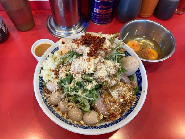 「冷やしまぜそば¥1100+うずら¥100+すきやき¥100」@ジャンプの写真