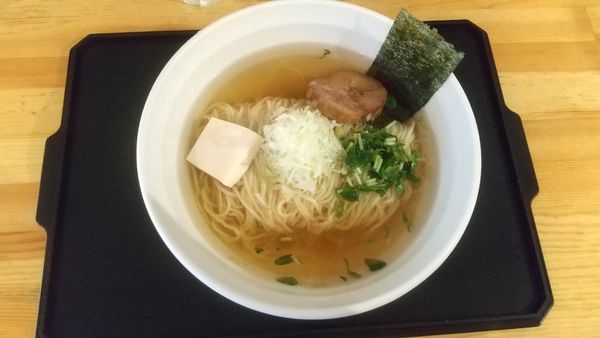 「冷やしラーメン塩900円」@ラーメン酒場 晴江戸の写真