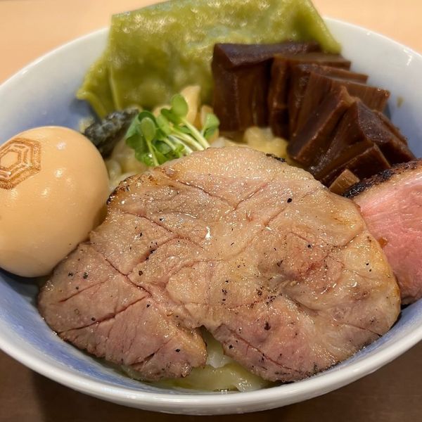 「特製あぶらそばこっさり煮干」@手打麺祭 かめ囲の写真