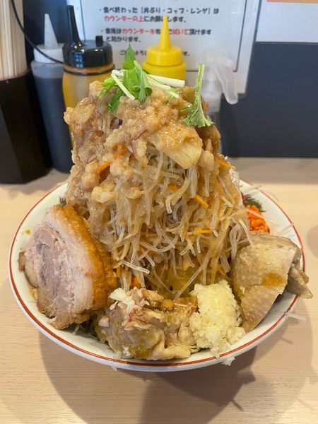 「冷やし中華　+豚」@鷹の目 蒲田店の写真