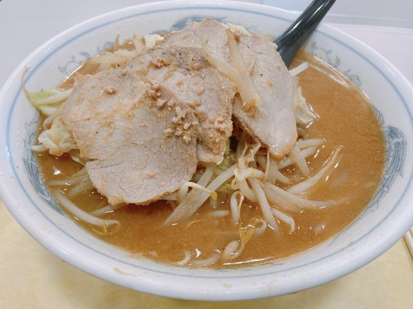 「みそラーメン（中）＋チャーシュー」@中みその写真
