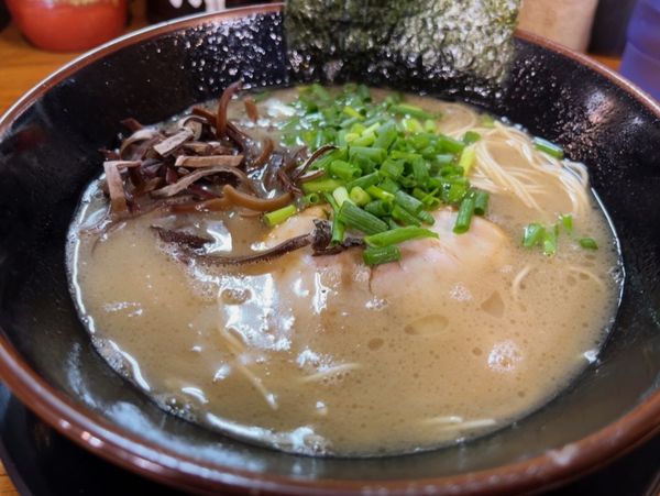 「ラーメン」@博多長浜らーめん ぼたんの写真