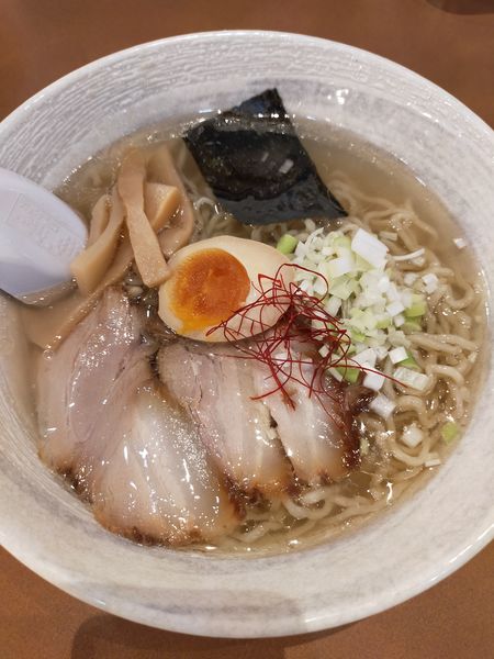 「天草大王塩ラーメン」@たまご麺や いっぷくラーメンの写真