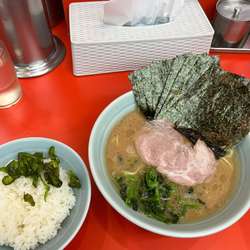 海苔ラーメン硬め濃いめ、無料ライス