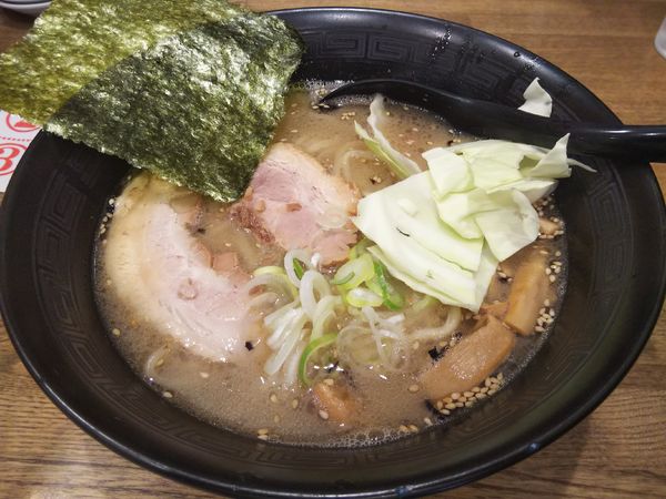 「豚骨醤油」@さくら食堂の写真