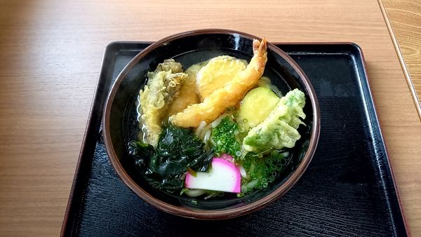 「天ぷらうどん」@吾妻そば 本店の写真