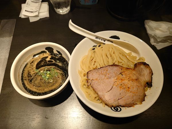 「黒つけ麺２倍盛(あつもり)¥1,000」@麺屋武蔵 武骨相傳の写真
