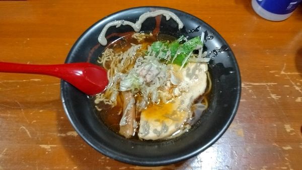 「蟹出汁醤油らあめん_900円」@蟹らあめん 一本道の写真