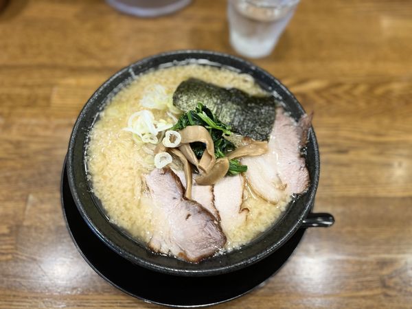 「背脂みそらーめん(太麺)850円」@新潟長岡らーめん みずさわ 東川口店の写真
