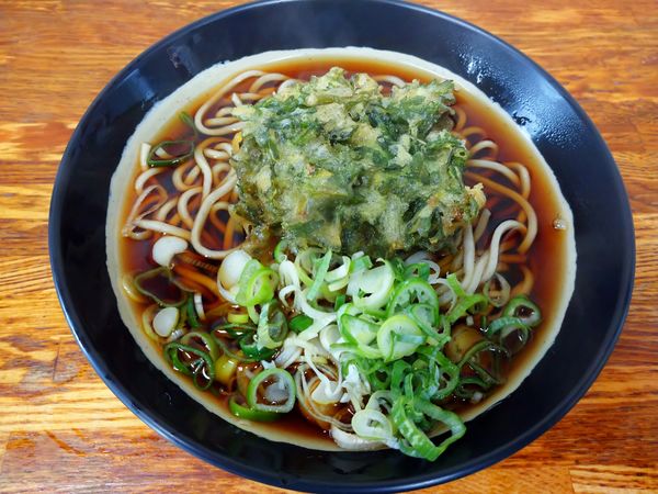 「春菊そば（310円）」@六文そば 日暮里第2店の写真