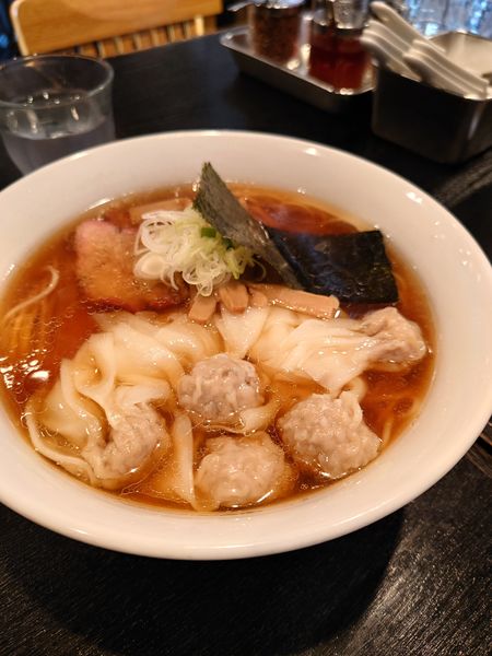 「ワンタンメン」@支那ソバ 小むろの写真