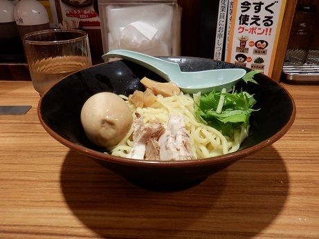 「冷やし中華　並（Ｍ）」@横浜家系ラーメン 壱角家 原宿店の写真