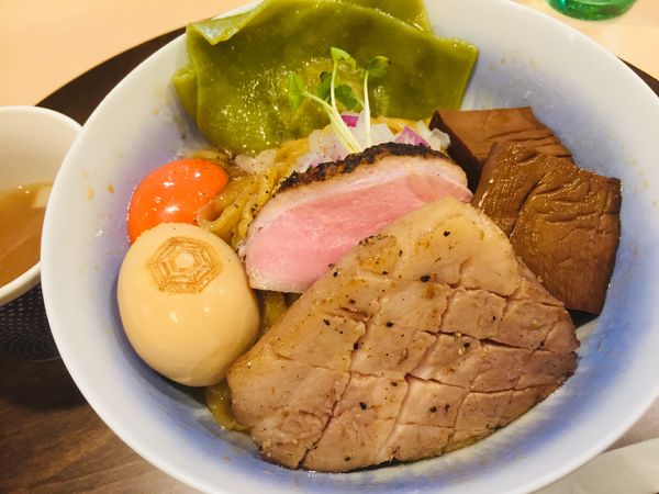 「特製あぶらそば(こってり鶏油)【1350円】」@手打麺祭 かめ囲の写真