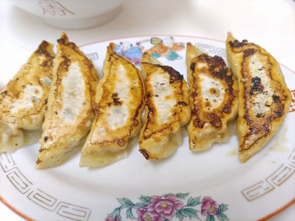 「餃子」@中華 カドの写真