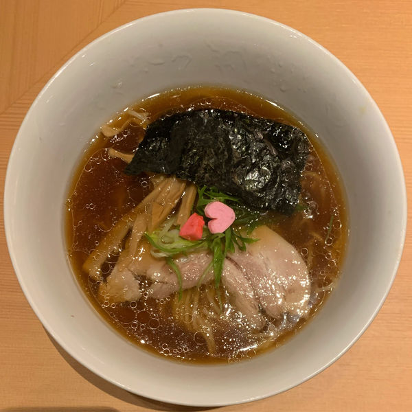 「醤油らぁ麺」@らぁ麺 恋泥棒の写真