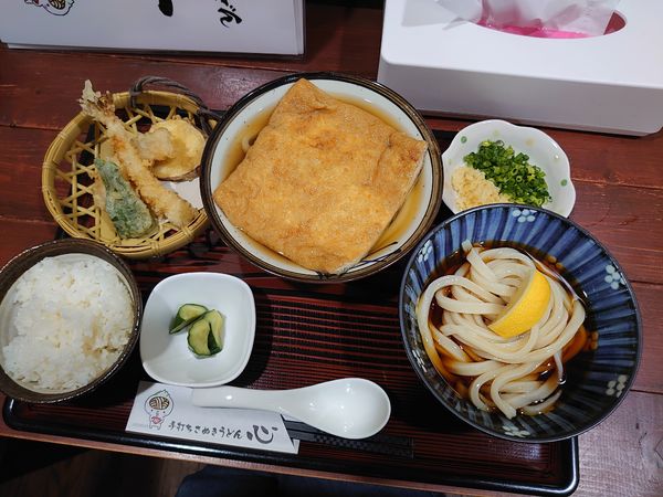 「ぶっかけうどん冷や+きつねうどん+定食セット」@手打ちさぬきうどん 心の写真