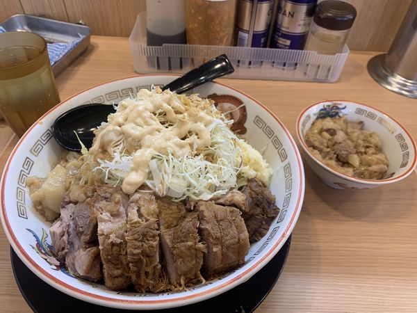 「ミニ豚　冷やし」@豚山 神保町店の写真