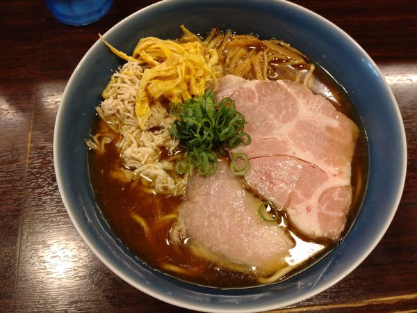 「醤油そば」@麺屋 ルリカケスの写真