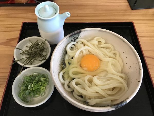 「釜玉うどん ミニ　620円」@手打ちうどん 大蔵の写真