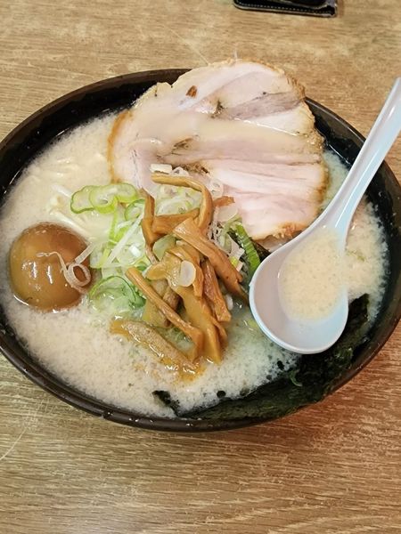 「ラーメン」@屋台ラーメンとんこつ貴生 稔台店の写真