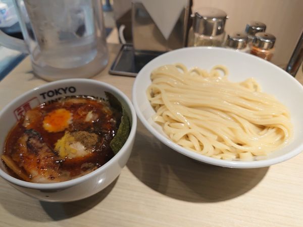 「特製辛つけ麺」@TOKYO UNDER GROUND RAMEN 頑者の写真