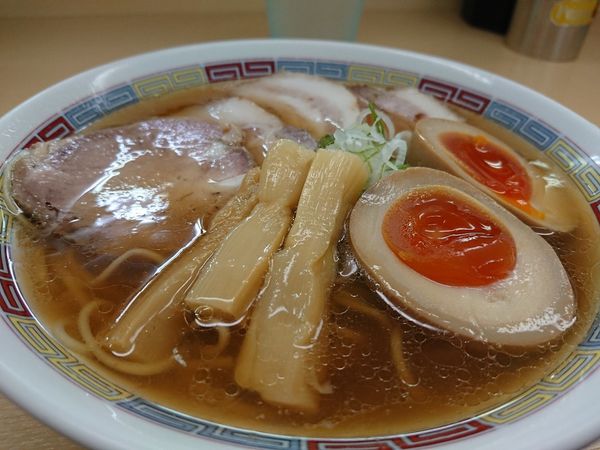 「特製煮干しらーめん」@煮干鰮らーめん 圓の写真